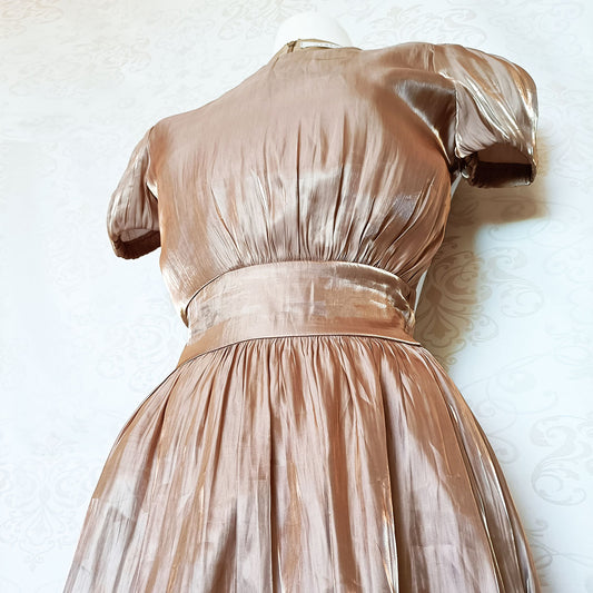 (y2k) Irredescent gold maxi dress - Size 6-8