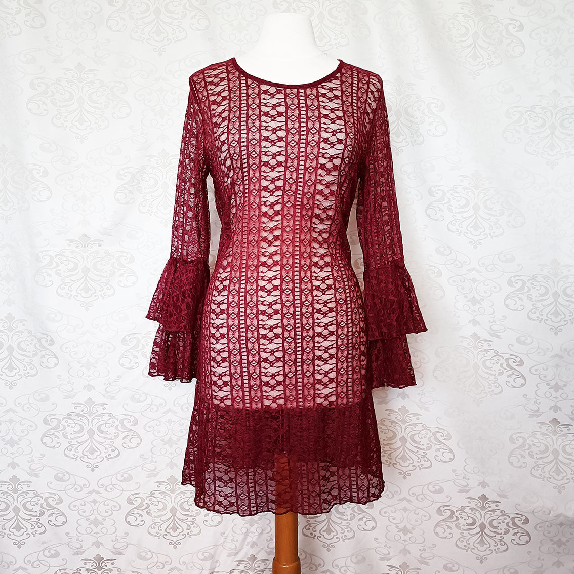 (Modern) Burgundy lace L/S midi dress - Size L