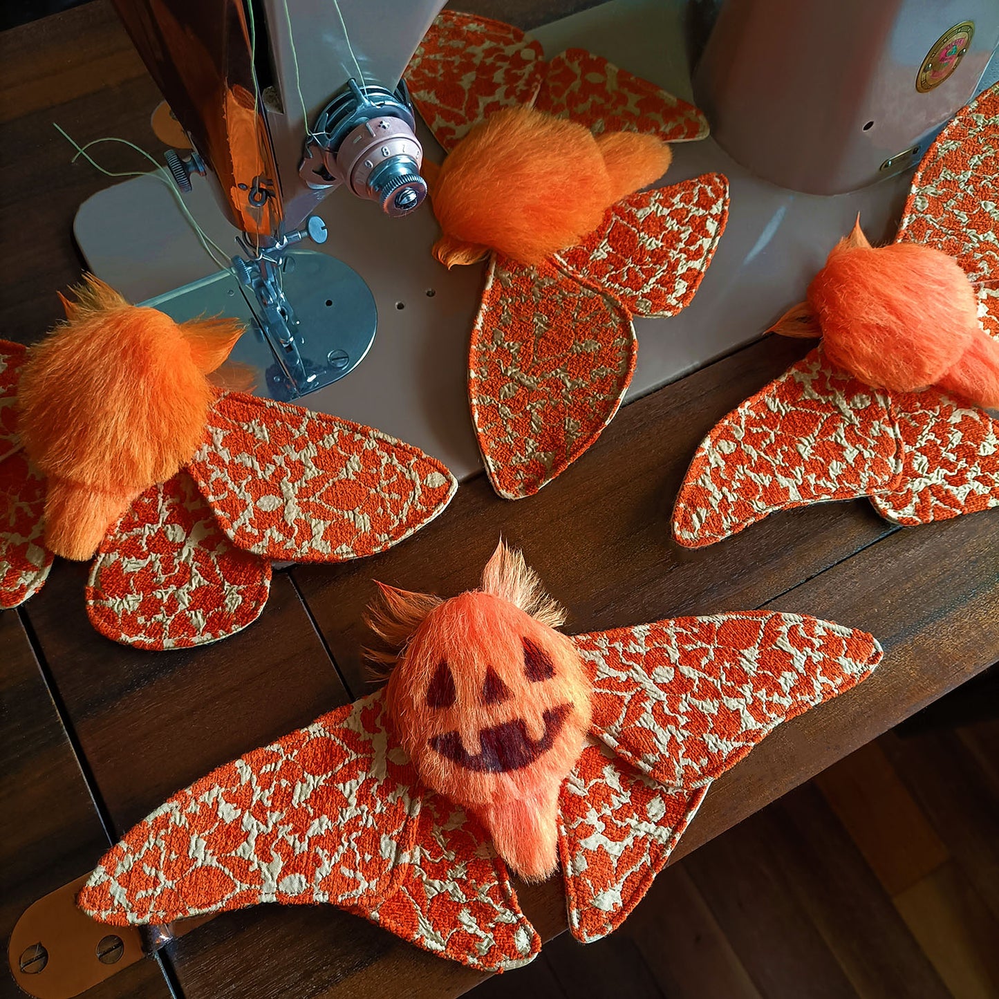 Jack'O'Lantern Moth - 24cm/9.4in