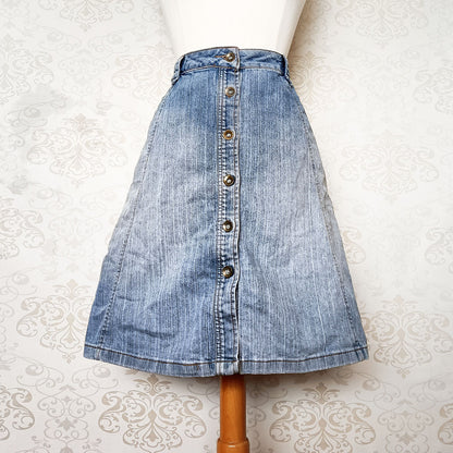 (90s) Blue wash denim A-line midi skirt - Size 18-10