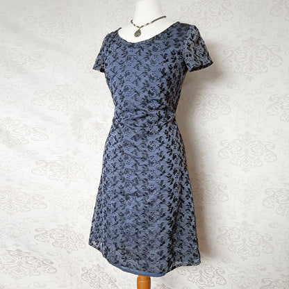 (90s) Leaf embroidery midi dress - Size 8/10