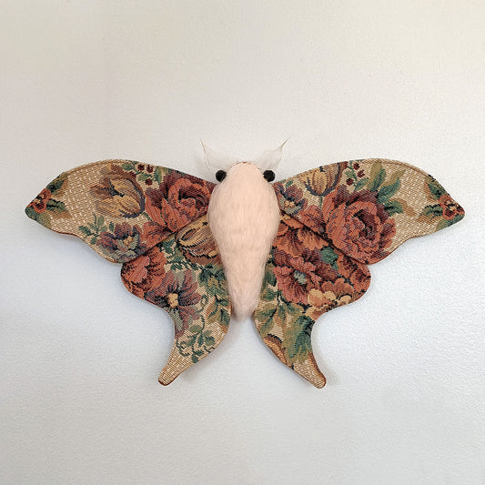 Briar Moth - 36cm/14in