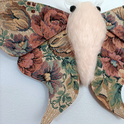 Briar Moth - 36cm/14in
