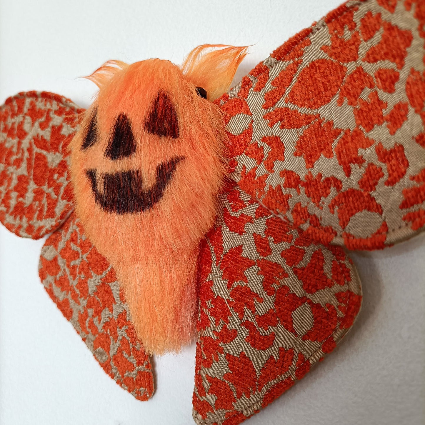 Jack'O'Lantern Moth - 24cm/9.4in
