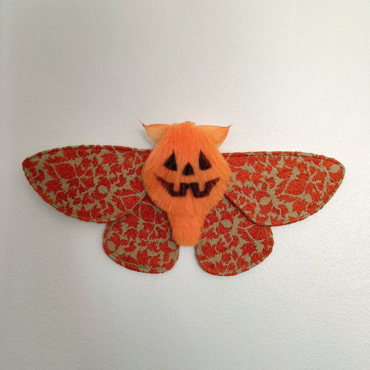 Jack'O'Lantern Moth - 24cm/9.4in
