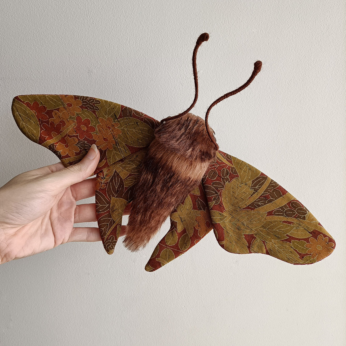 "Vanessa" - 34cm / 13.8in