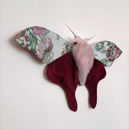 Winter Garden Moth - 36cm/14in